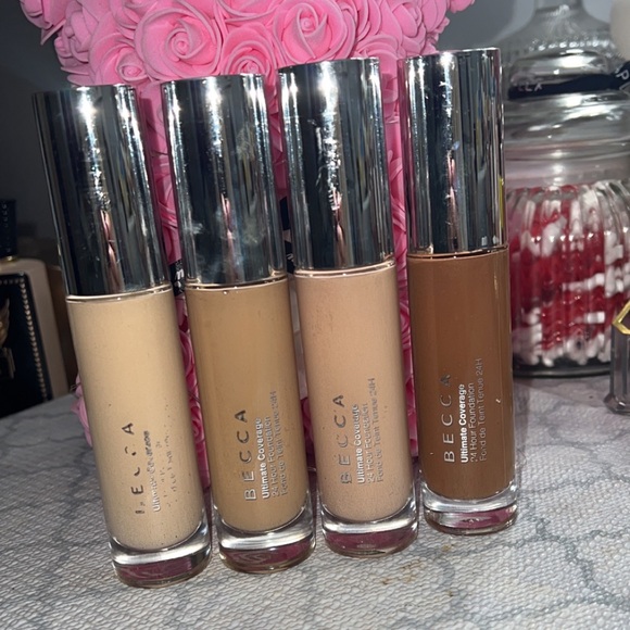 Becca Ultimate Coverage Foundation - Picture 2 of 3